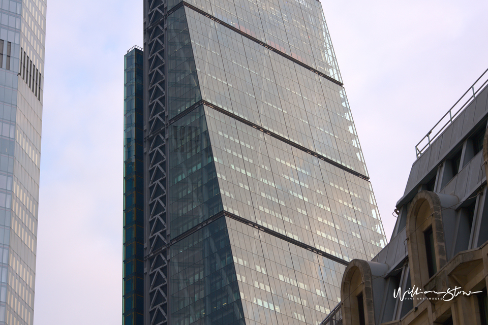 New Tall Building, Primary Colours, Red Bottom, No-one Here, London, Financial District, Tallest Together