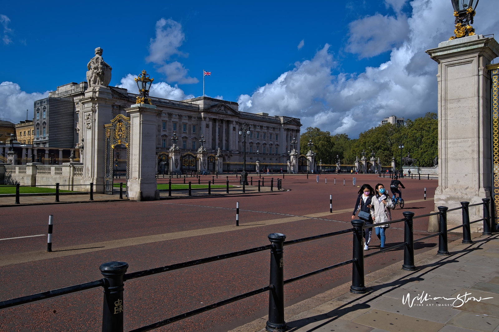 Fine Art, Limited Edition, Just Seen The Queen, London.