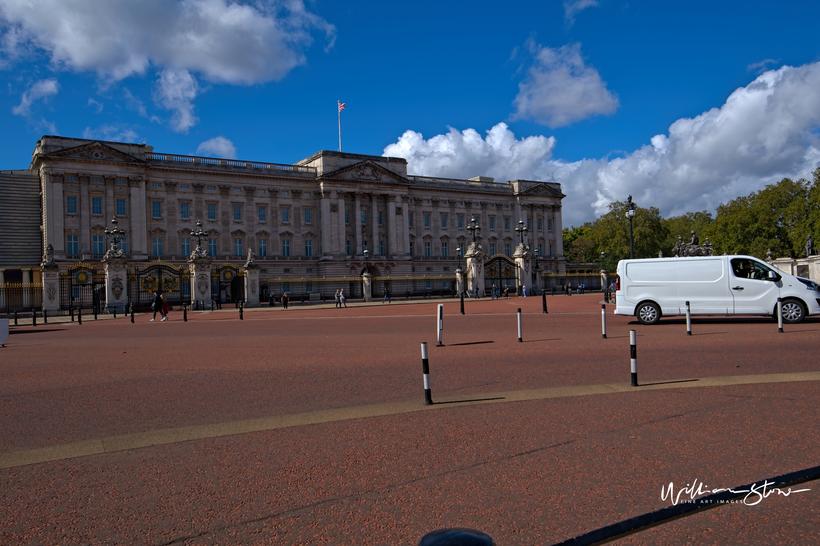 Fine Art, Limited Edition, Passing Buckingham, London.